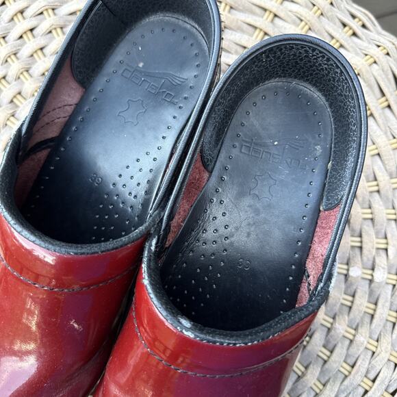 Dansko Shoes Womens 8.5-9 EU 39 Professional Clogs Red Patent Ruby Leather - Picture 5 of 16